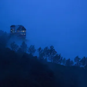 ***** Hotel Fragrant Nature Inde