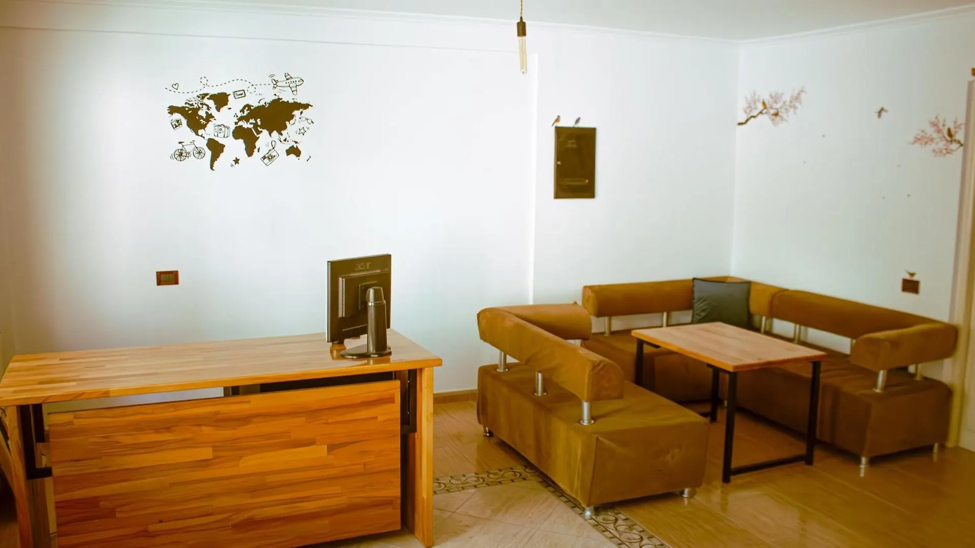 Hostel Albania Tirana 0*,